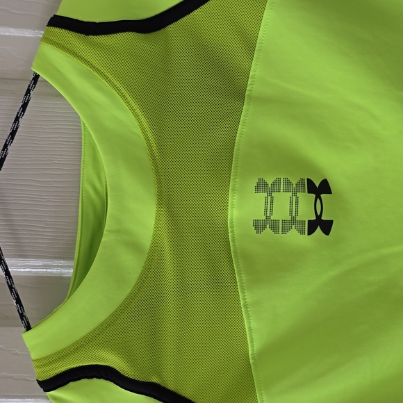 UNDER ARMOUR WOMEN'S FLORESCENT GREEN ATHLETIC CROP TOP SIZE XL - Picture 5 of 15
